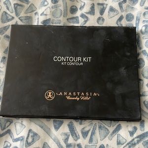 Anastasia Beverly Hills - CONTOUR KIT-